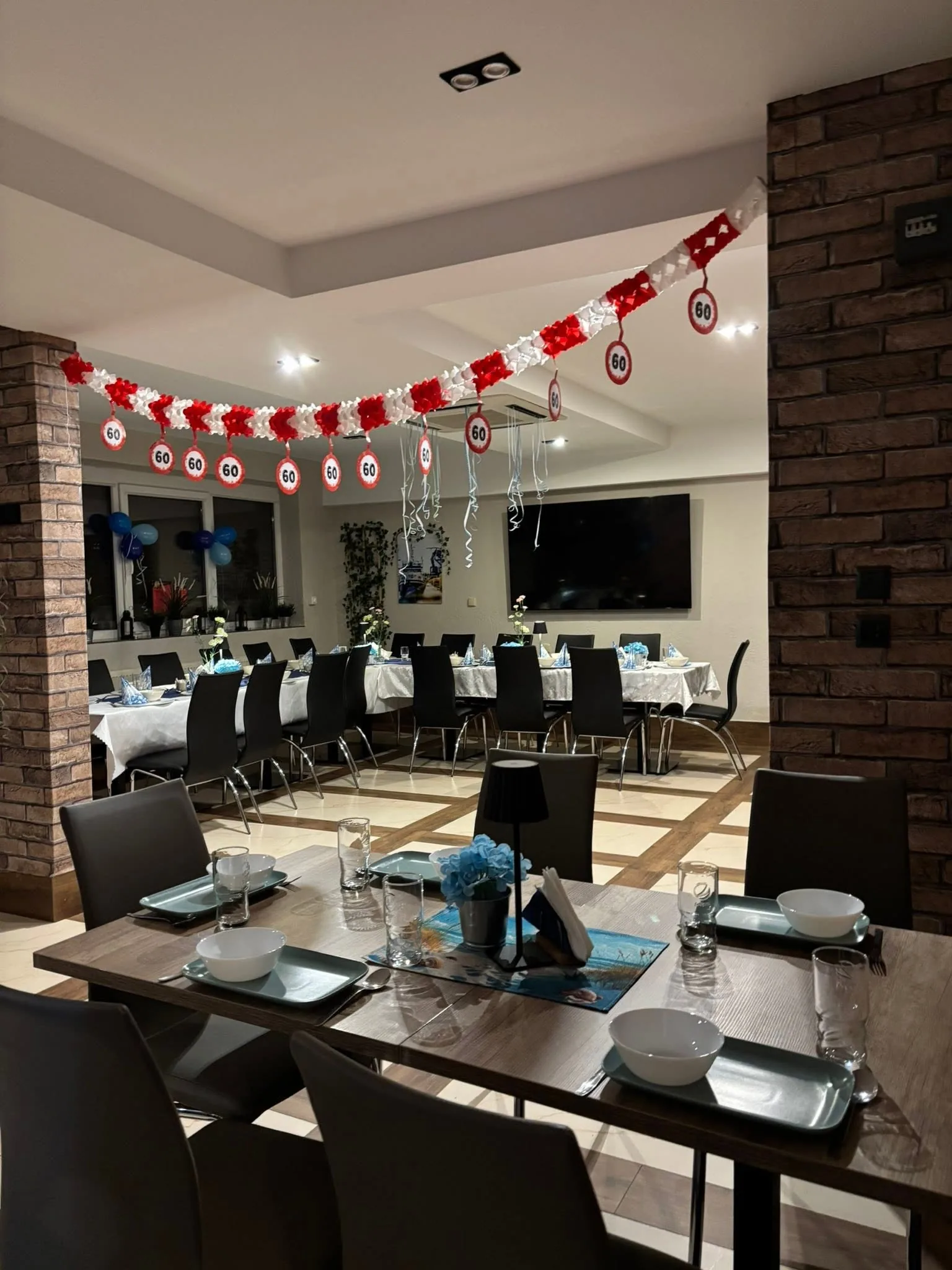 Sala konsumpcyjna Pizza Max we Władysławowie
